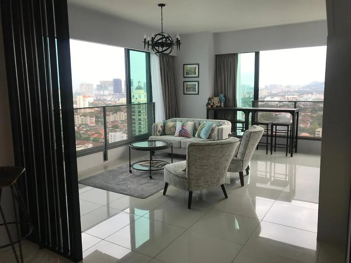 דירות ג'ורג' טאון Sunrise Gurney Seaview Luxury Duplex