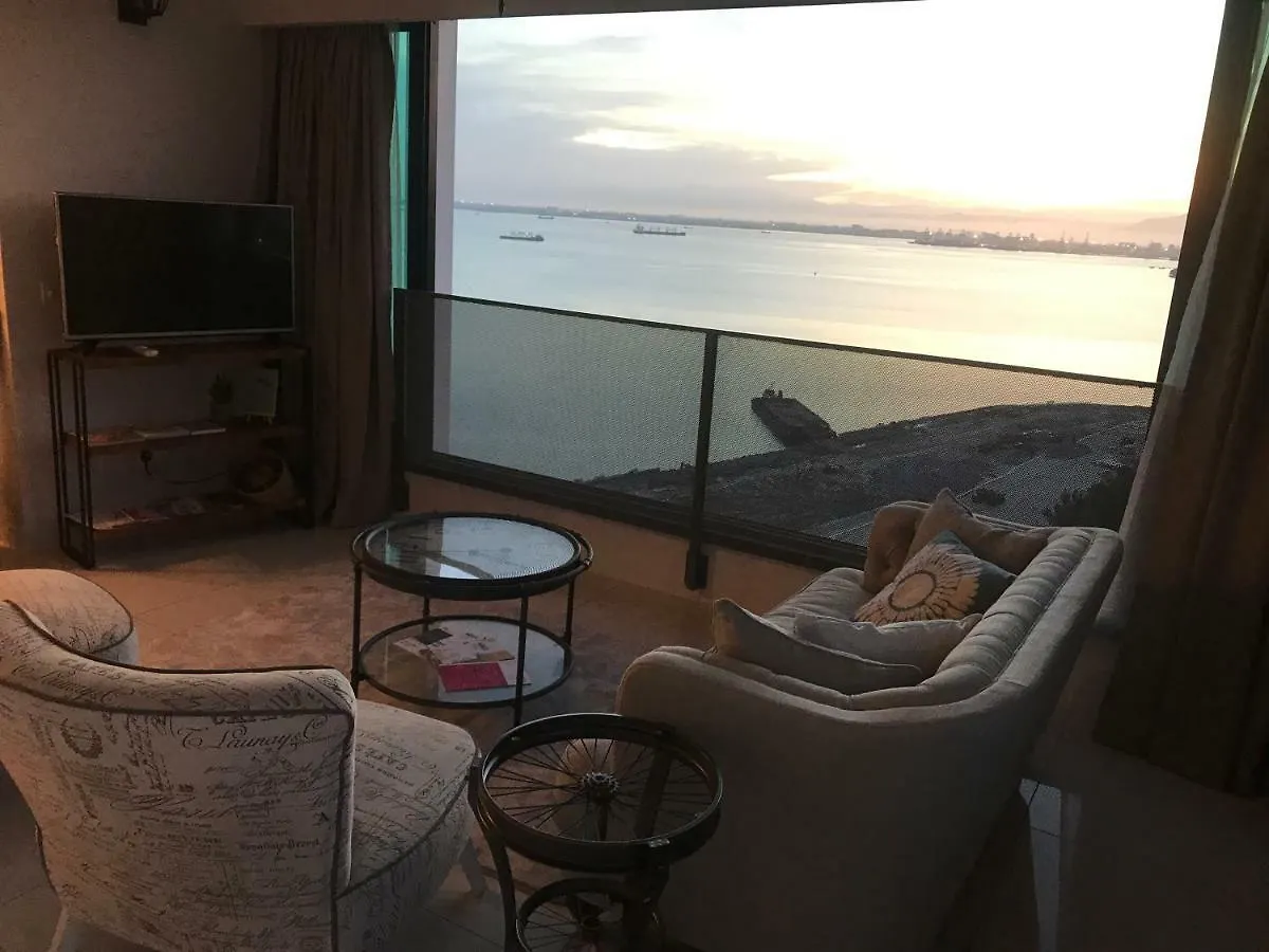 דירות ג'ורג' טאון Sunrise Gurney Seaview Luxury Duplex